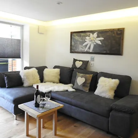 Leos Alpenblume Inklusive Sommer Bergbahnticket Apartment *